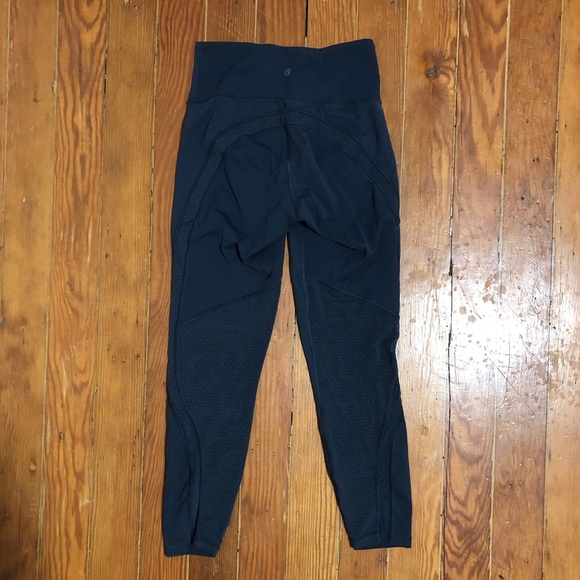 Lululemon tights - Picture 2 of 4